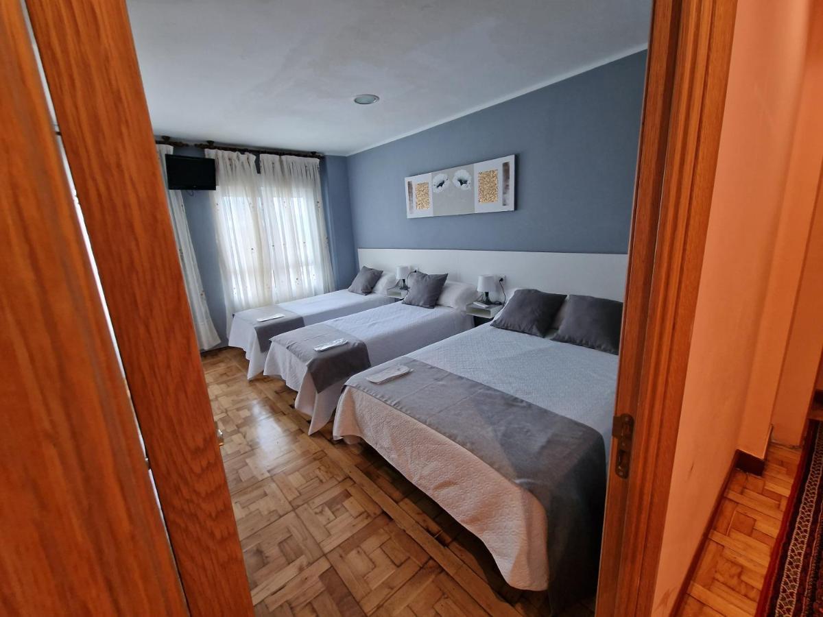 Hostal Fidalgo Oviedo Esterno foto