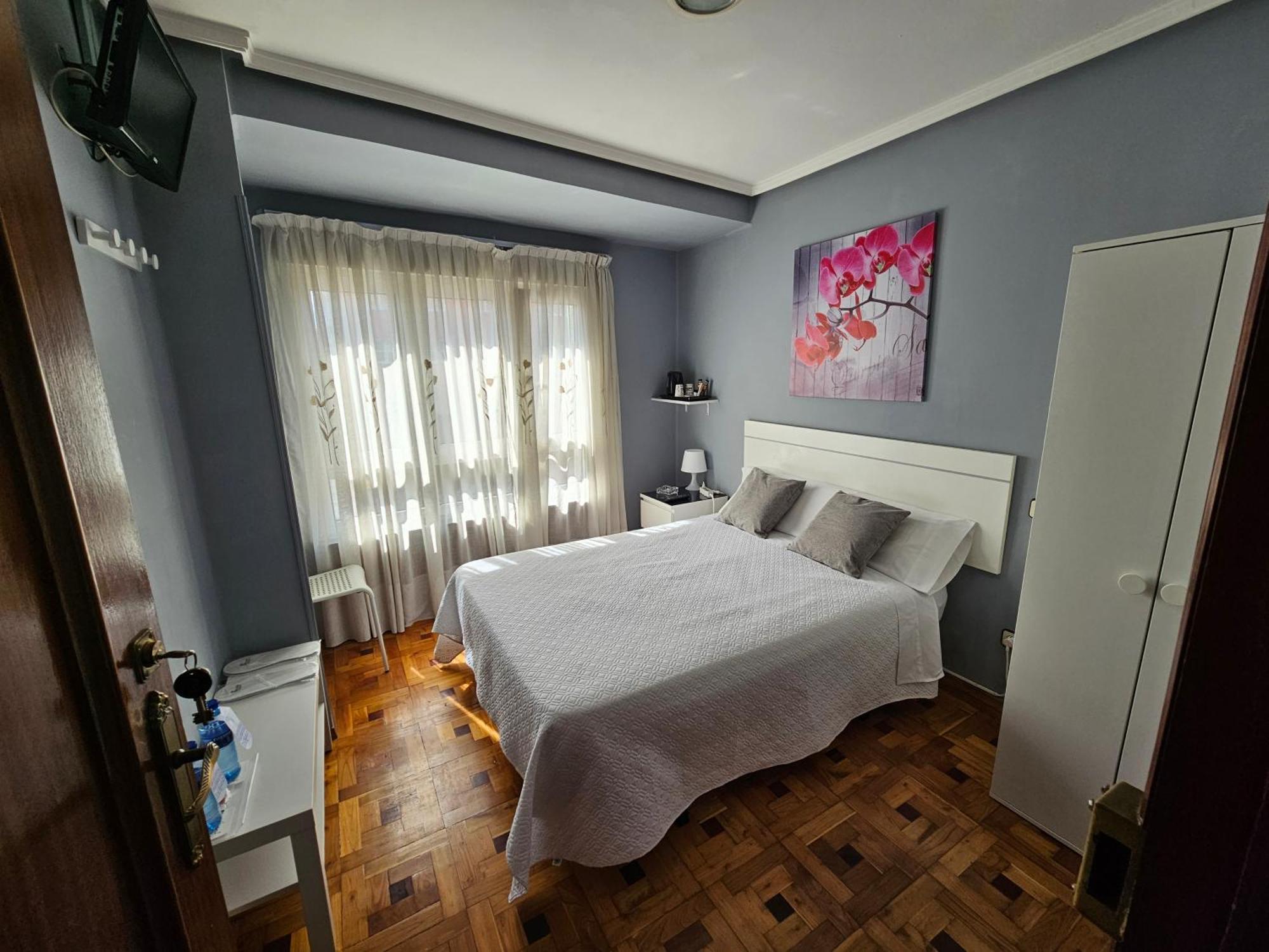 Hostal Fidalgo Oviedo Esterno foto
